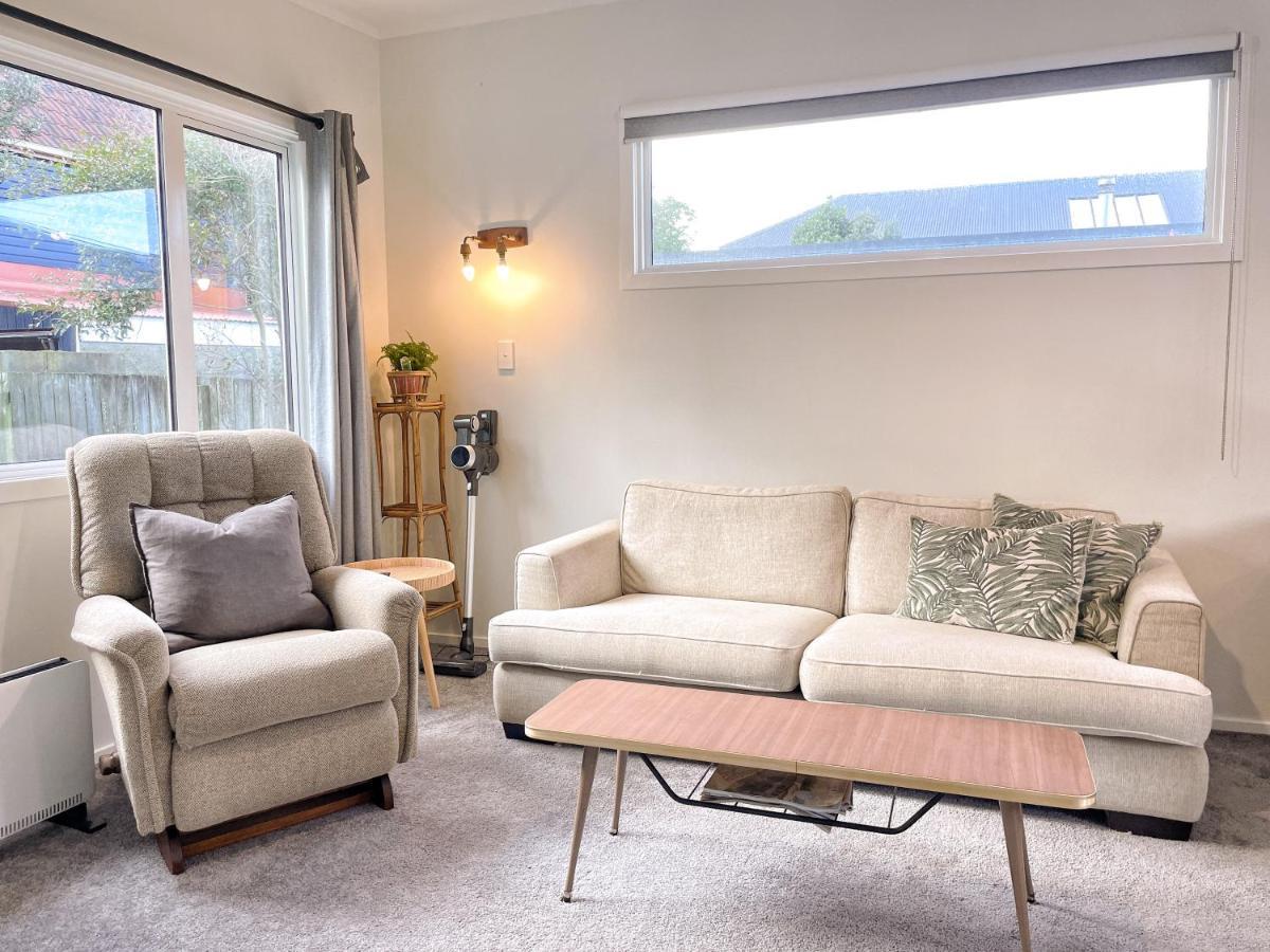 Cozy N Comfortable,5 Mins To Airport Villa Wellington Exterior foto