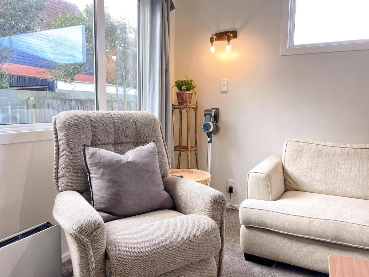 Cozy N Comfortable,5 Mins To Airport Villa Wellington Exterior foto